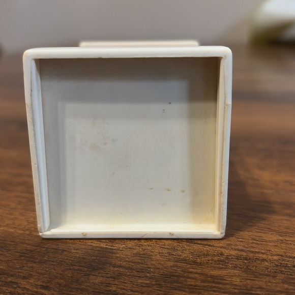 VINTAGE PRE OWNED FISHER PRICE LITTLE PEOPLE PHONE BOOTH WITH WORKING DOOR - Picture 6 of 11